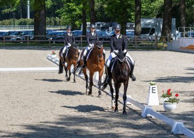 Volle Konzentration bei der Mannschaftsdressur in Riesenbeck